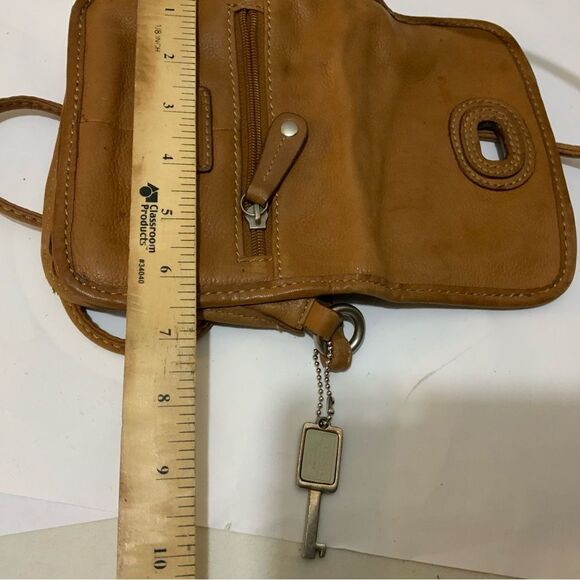 Fossil Tan Leather Crossbody Bag Purse 6.5 x 5.5 Logo Compartments Mini Purse - Picture 7 of 9